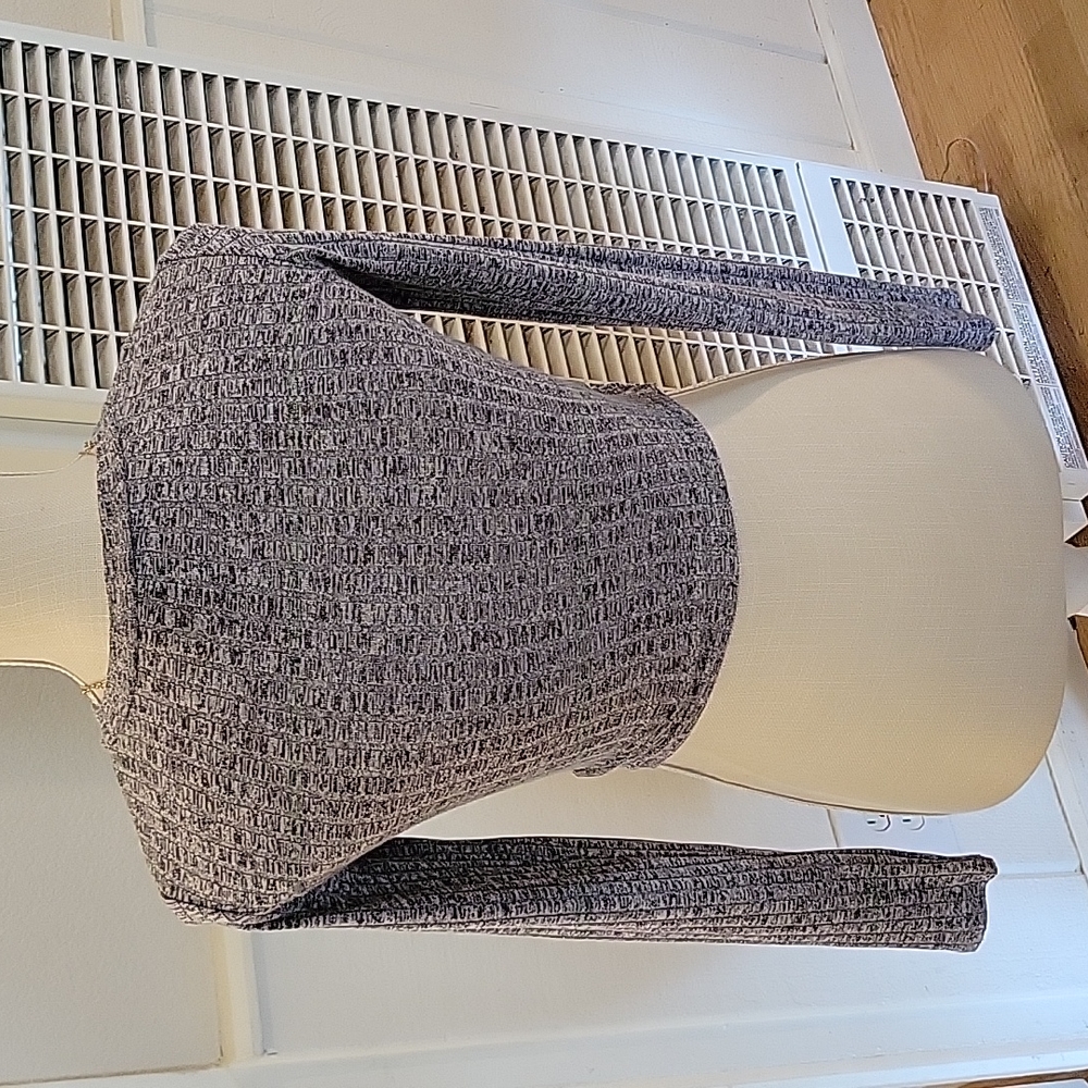 CUTE Cut-out sweater - Picture 3 of 3